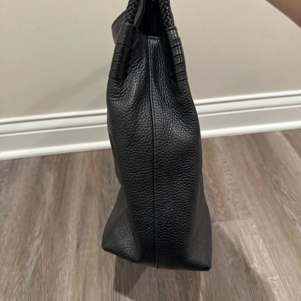 Tory Burch Taylor Logo Large Pebble Black Leather Hobo Shoulder Bag
